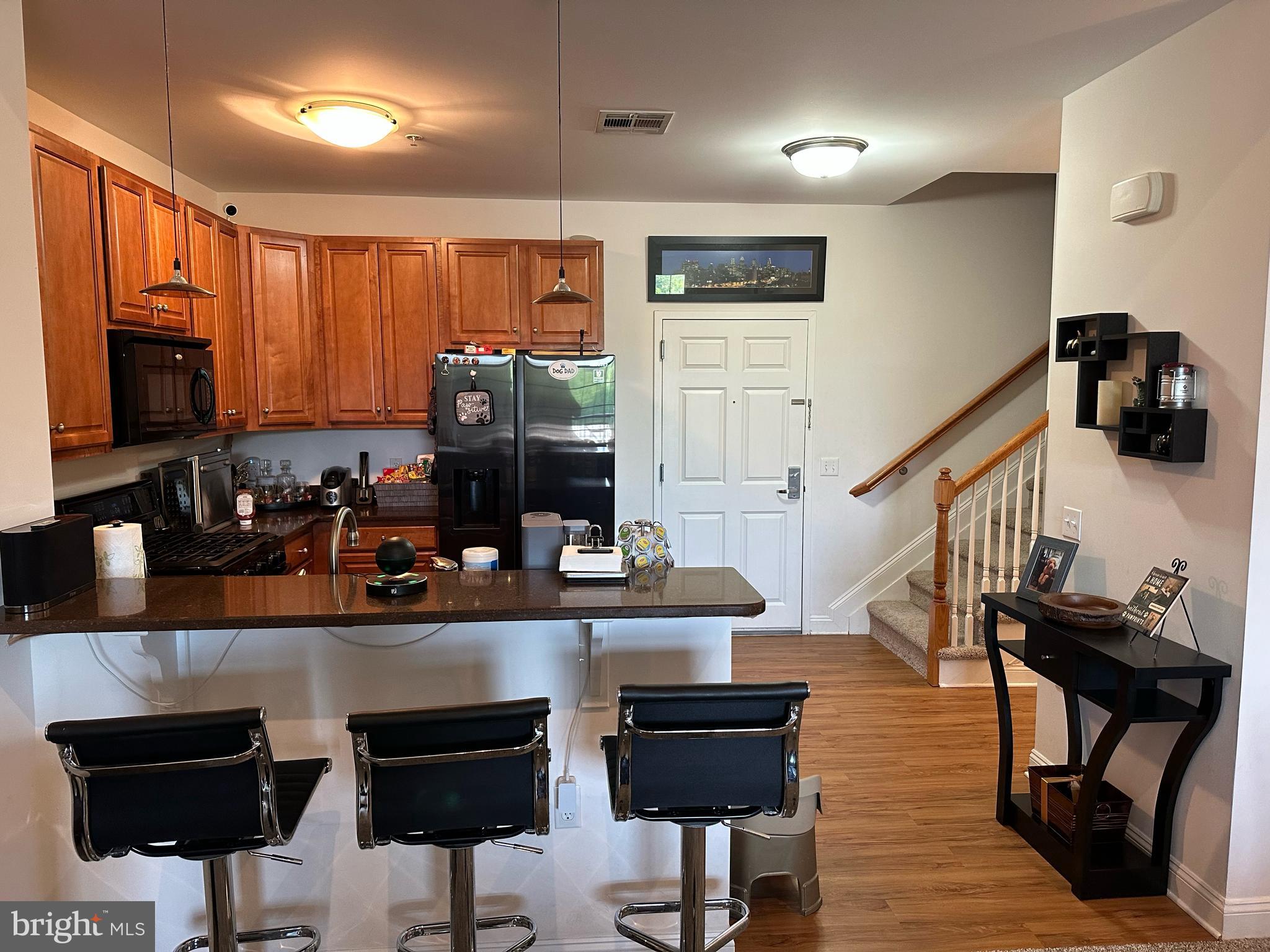 300 ELM STREET W 2430