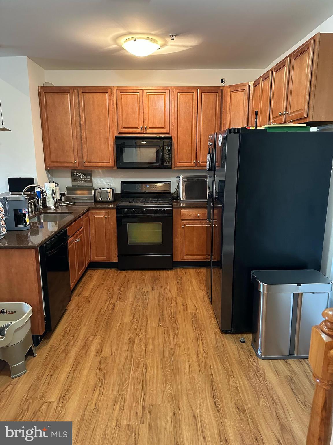 300 ELM STREET W 2430