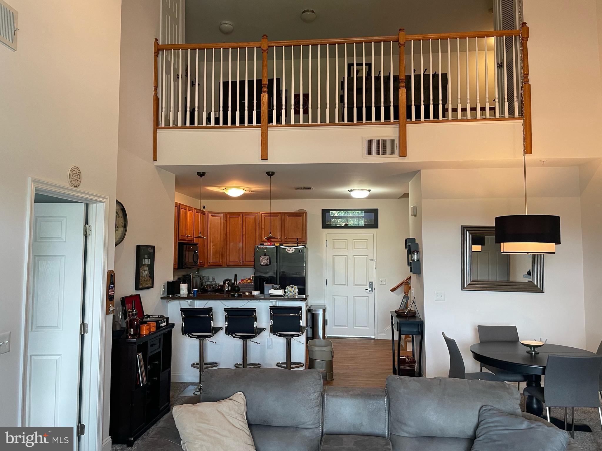 300 ELM STREET W 2430