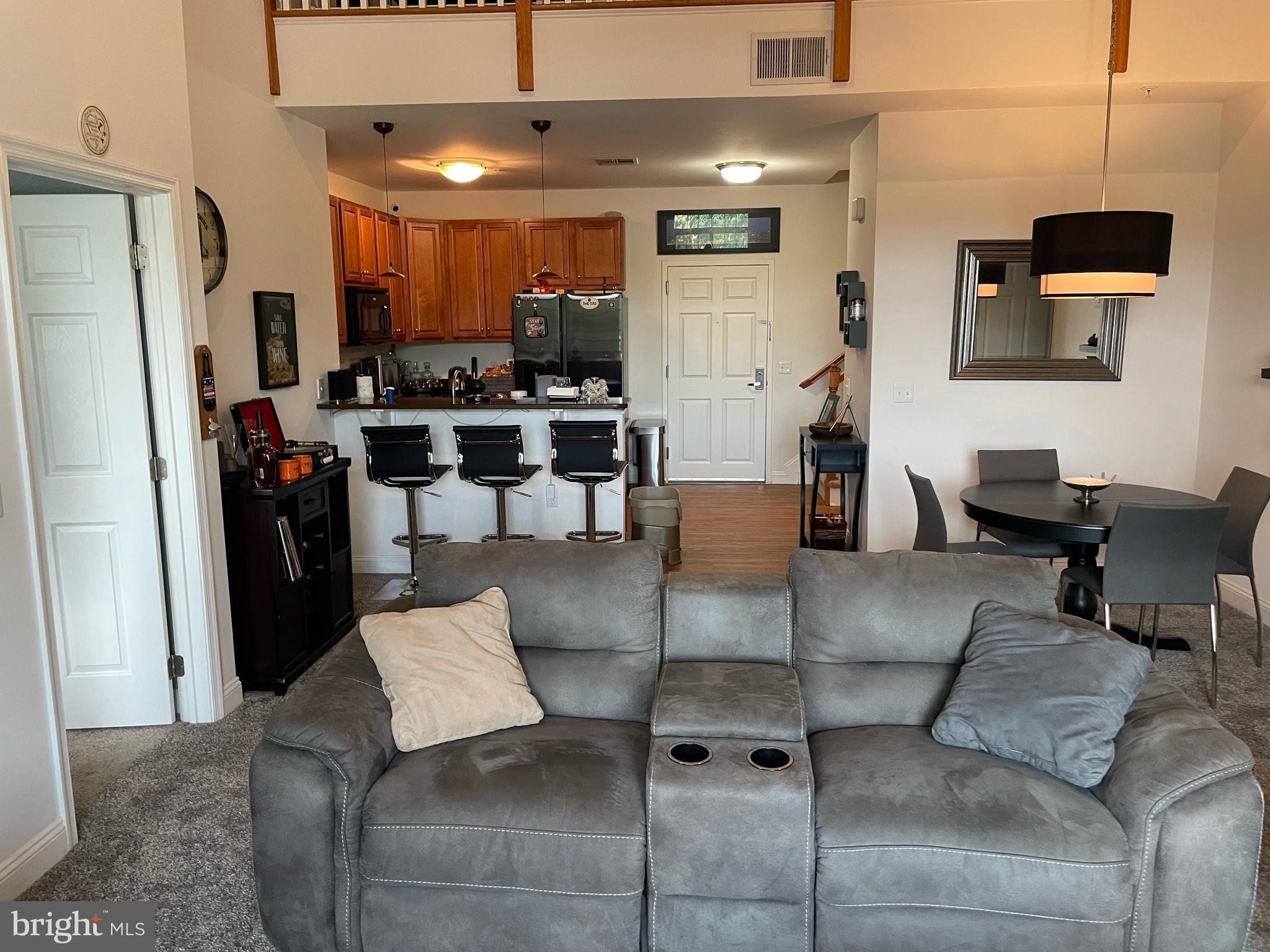 300 ELM STREET W 2430
