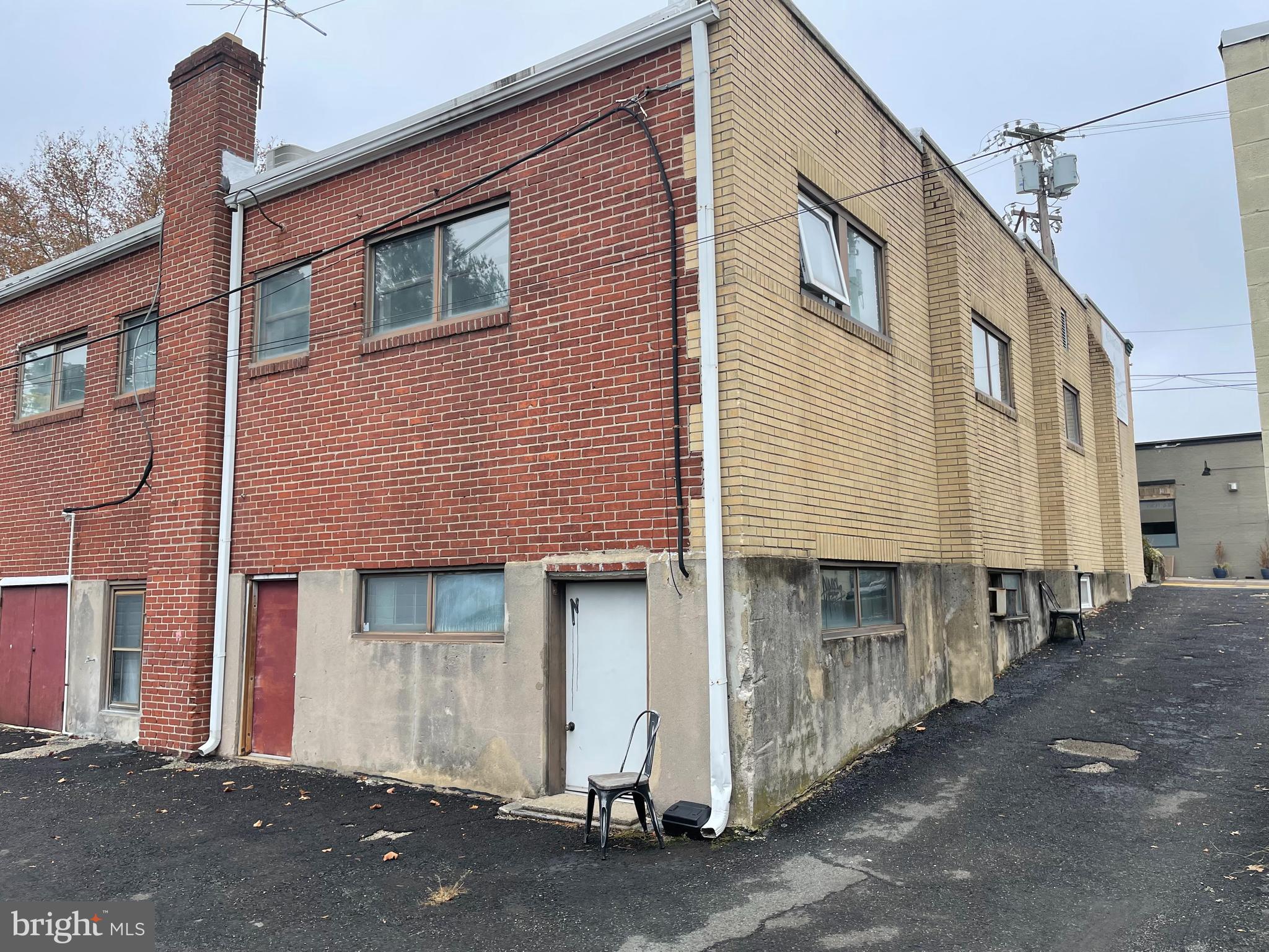 5 Williams Ln