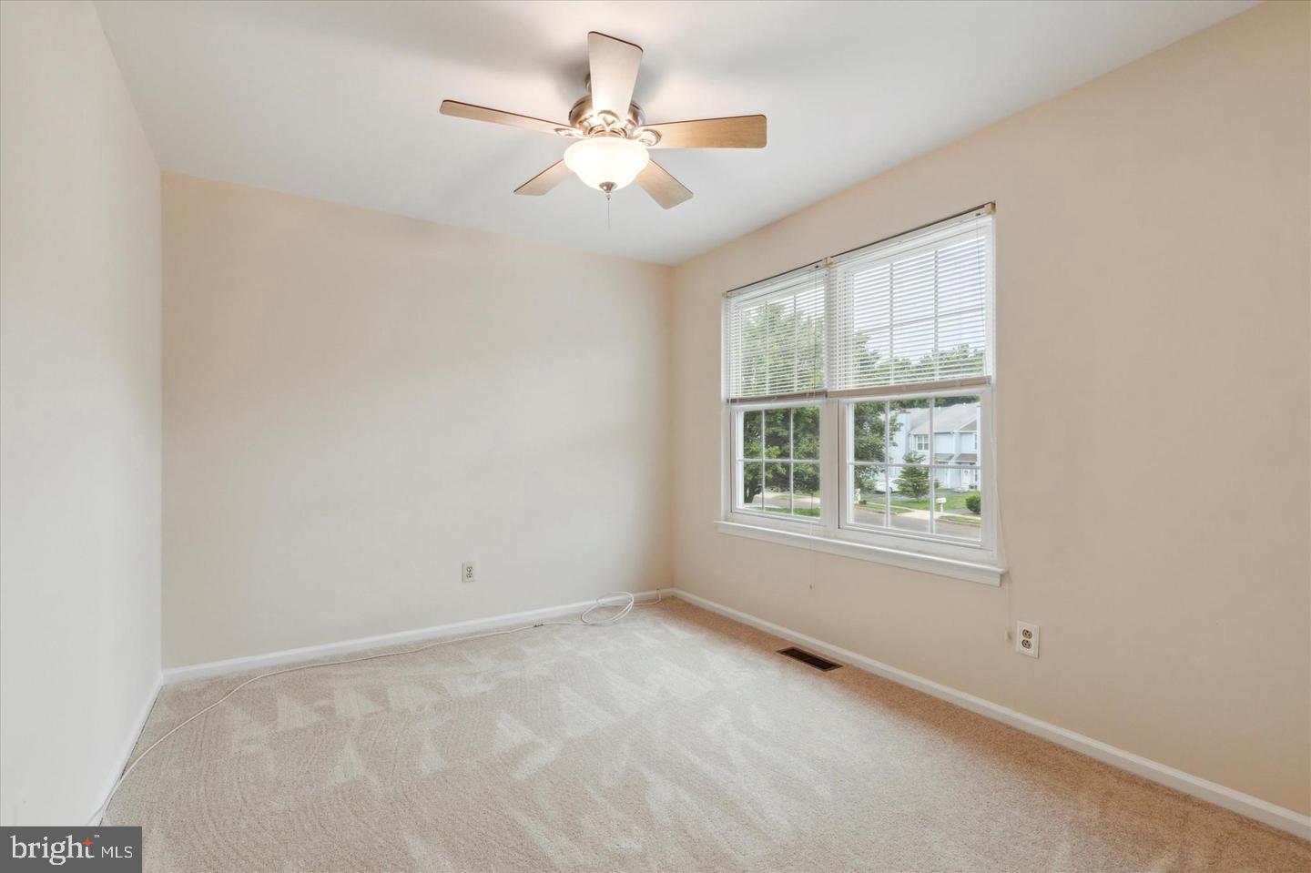 38 Bark Hollow Ln