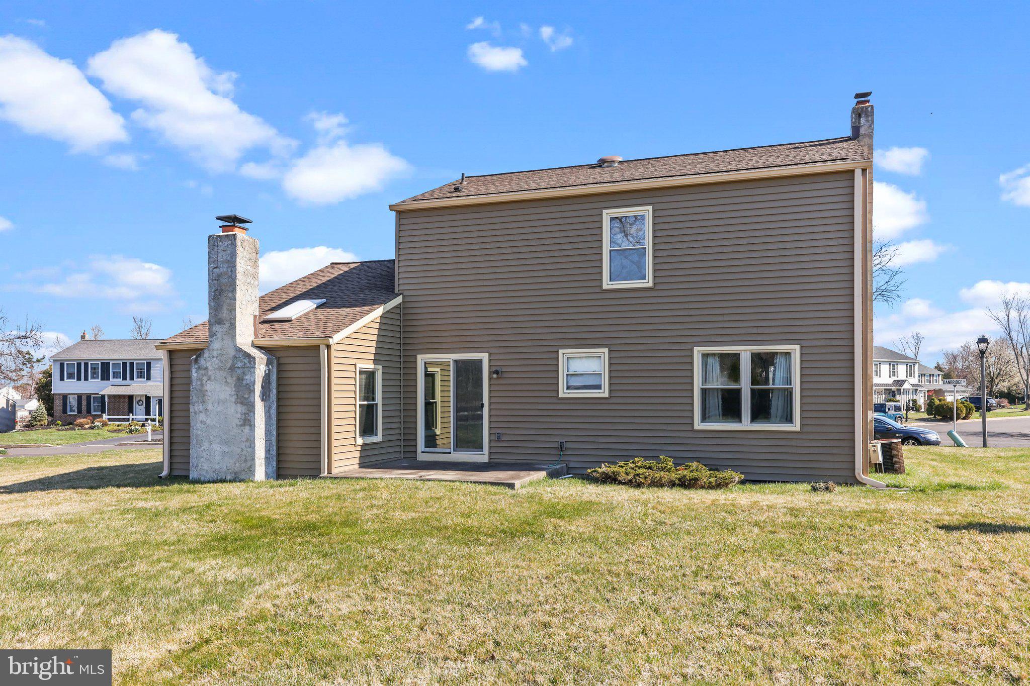 4 Danbridge Dr