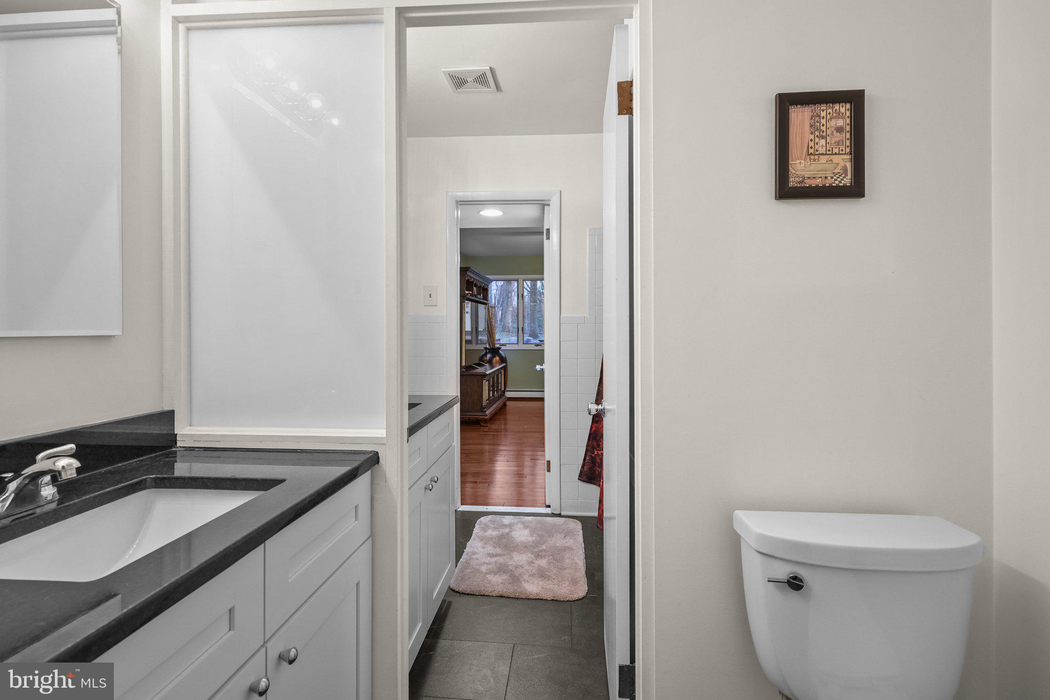 729 E Butler Pike