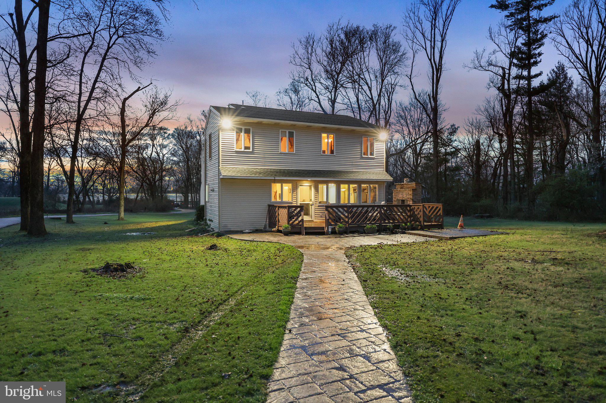 729 E Butler Pike