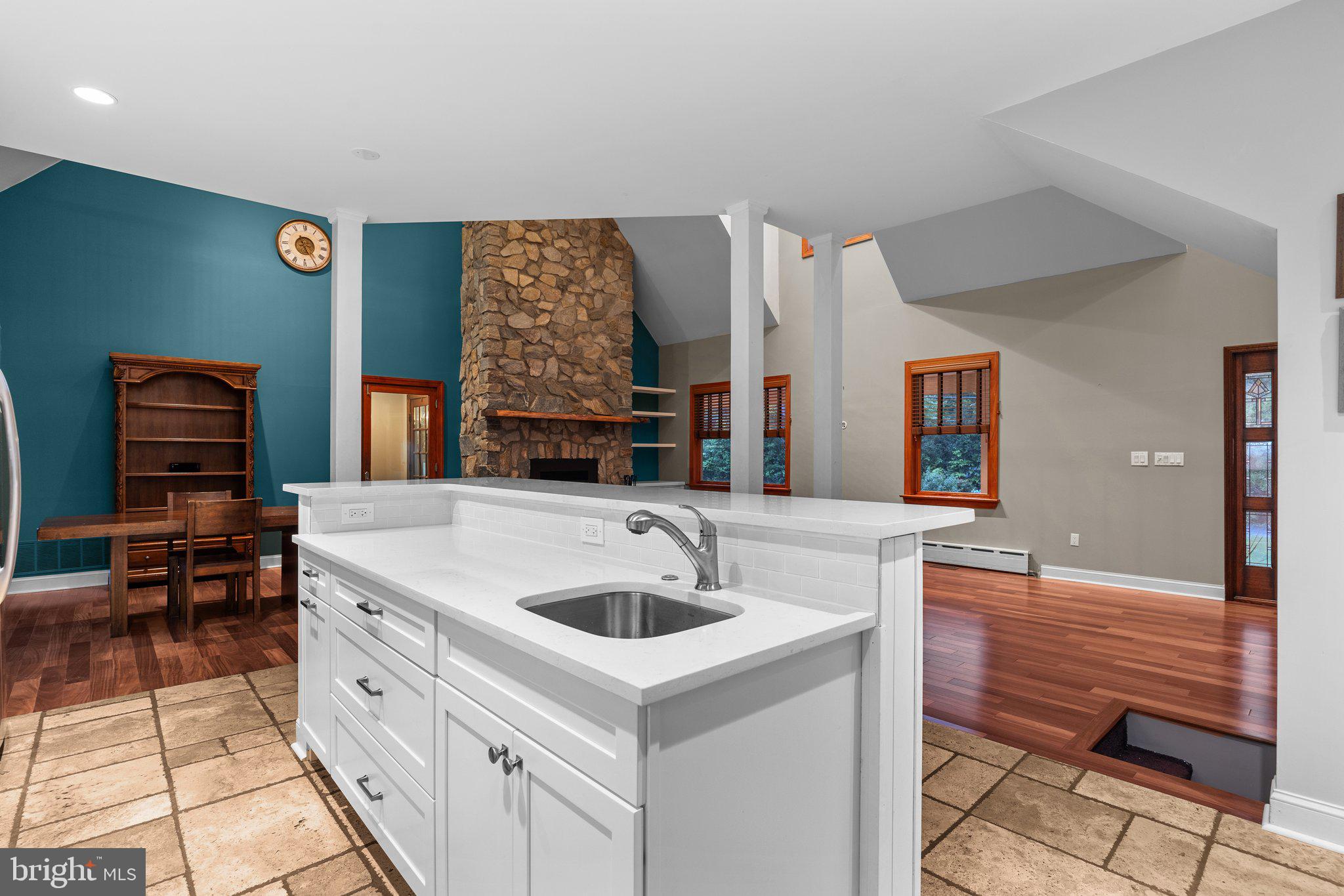 408 Hallowell Ave