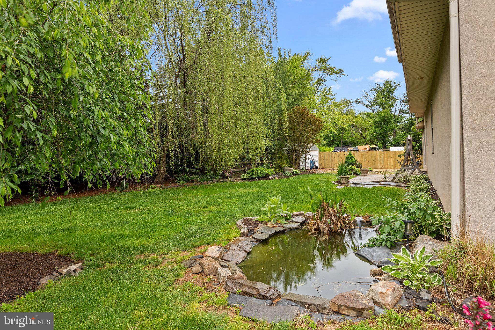 408 Hallowell Ave