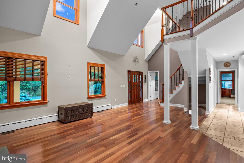 408 Hallowell Ave