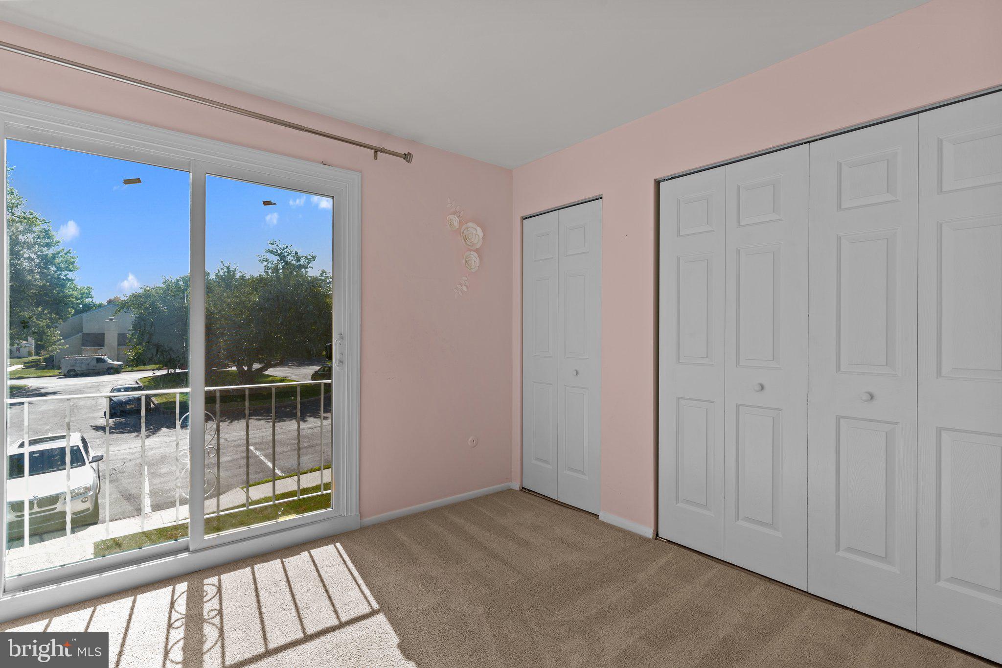 1902 MAPLE CIR