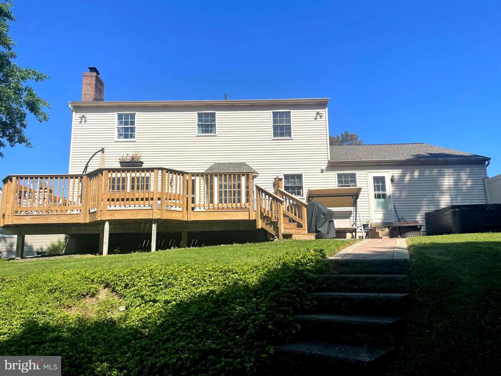 340 Arionne Dr