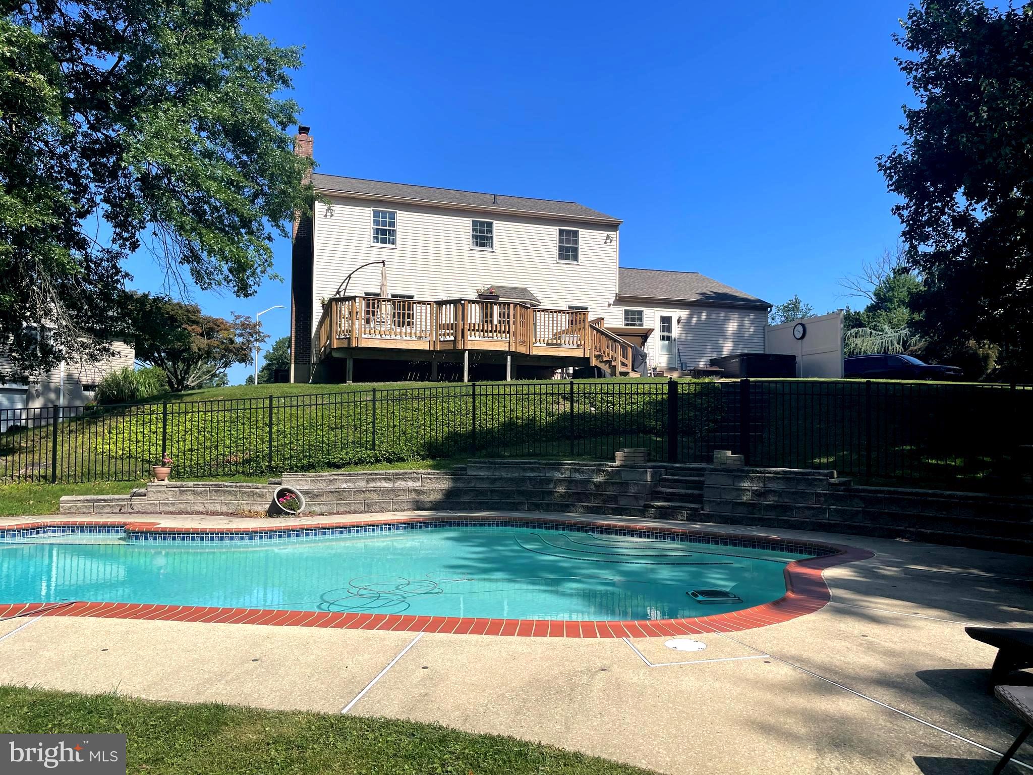 340 Arionne Dr