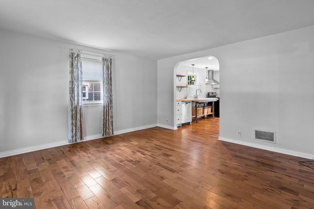 422 MADISON AVE