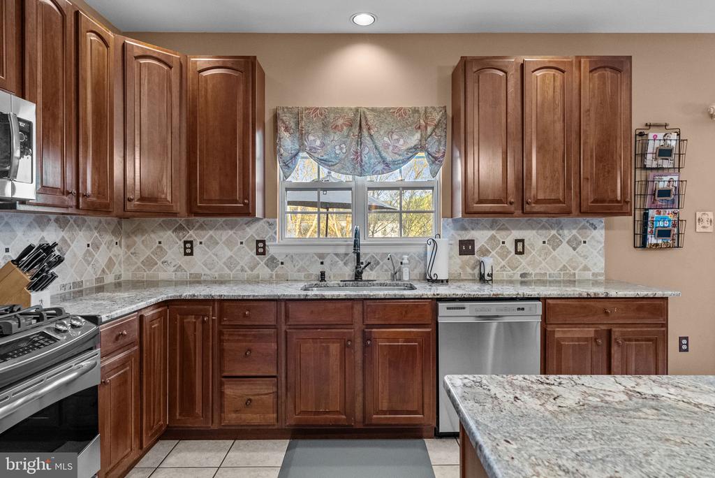 1382 Jasper Dr