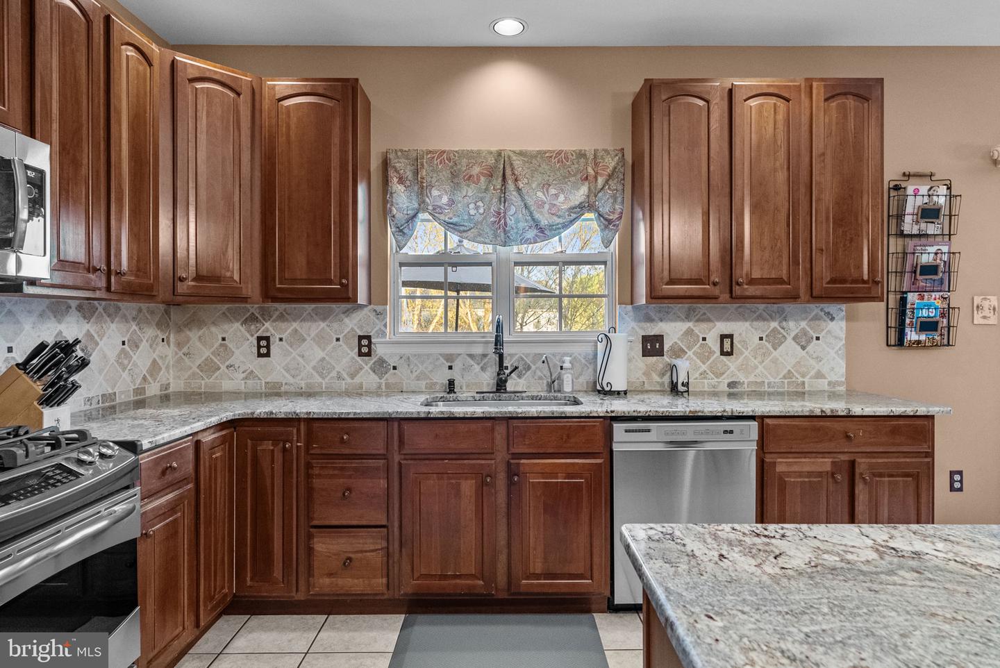 1382 Jasper Dr