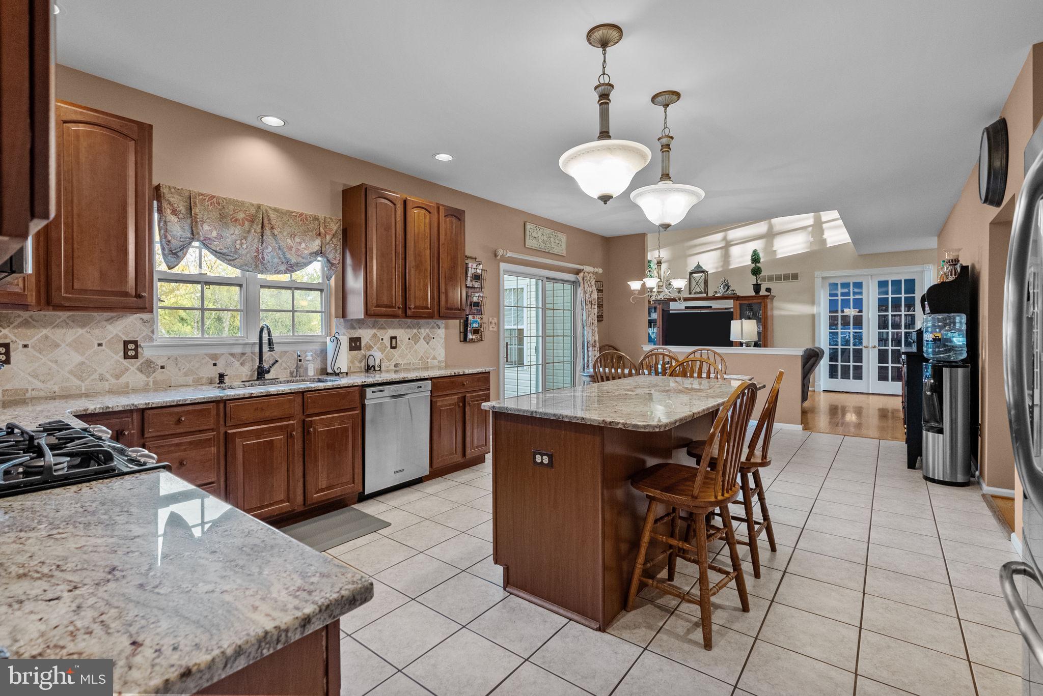 1382 Jasper Dr