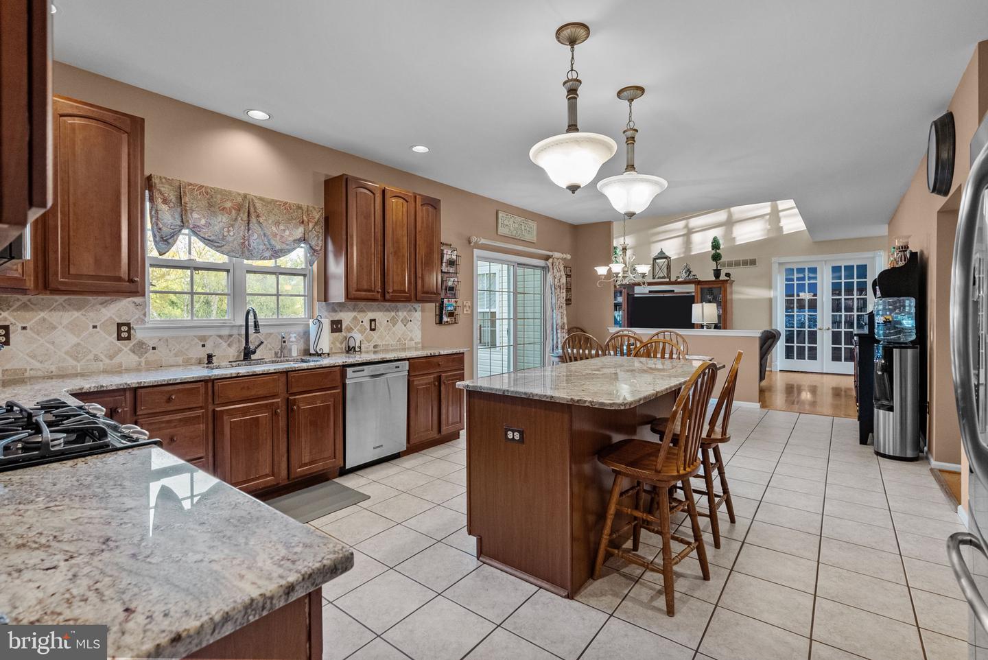 1382 Jasper Dr