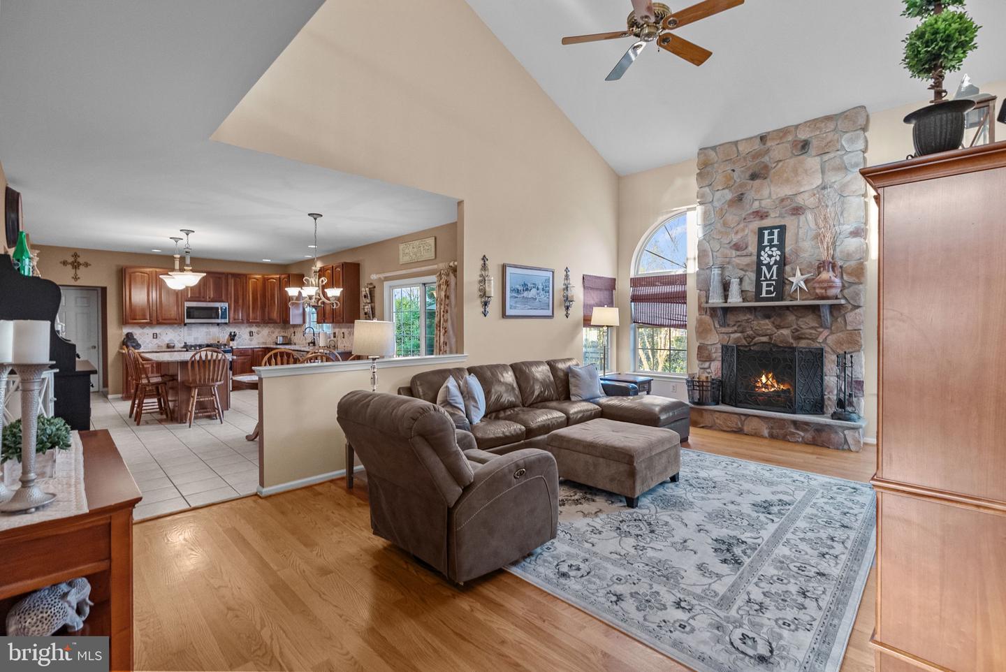1382 Jasper Dr