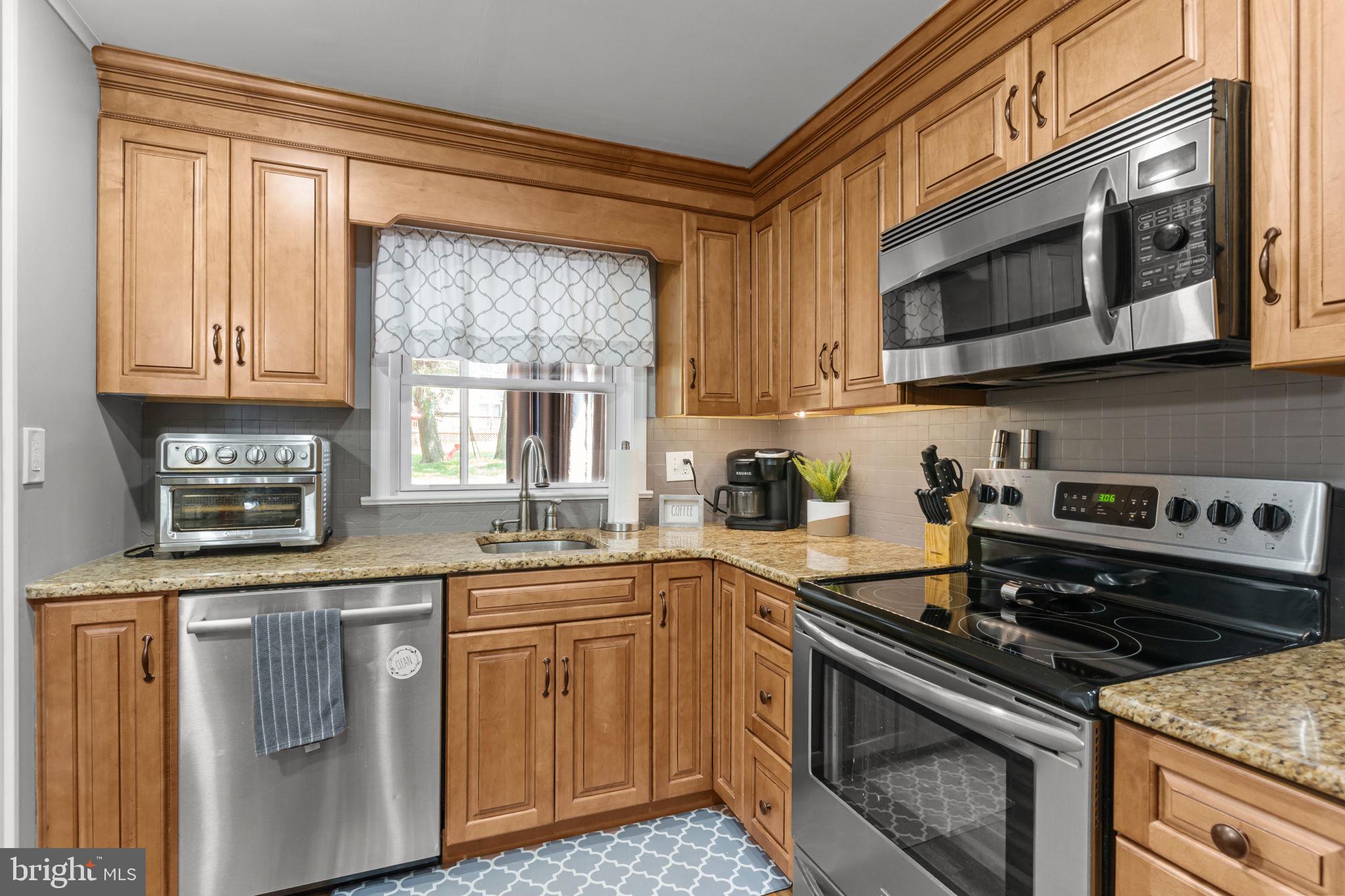 364 Lancaster Ave