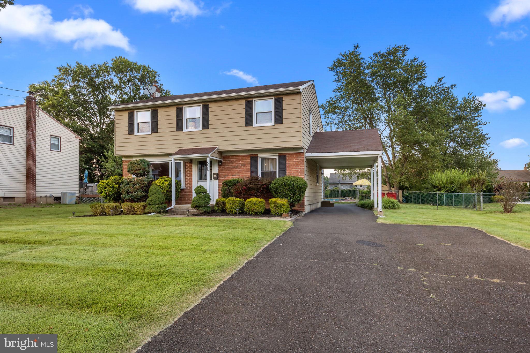 224 Crestview Rd