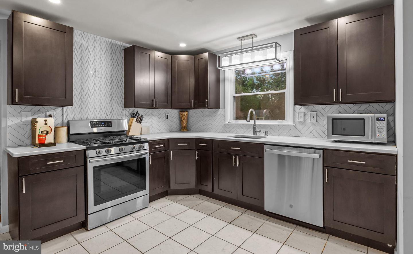 224 Crestview Rd