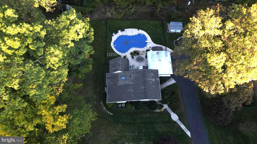 141 GREENWOOD DRIVE