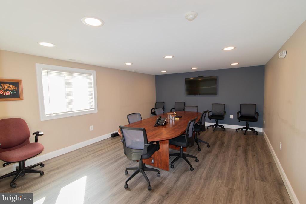 301 DAVISVILLE ROAD