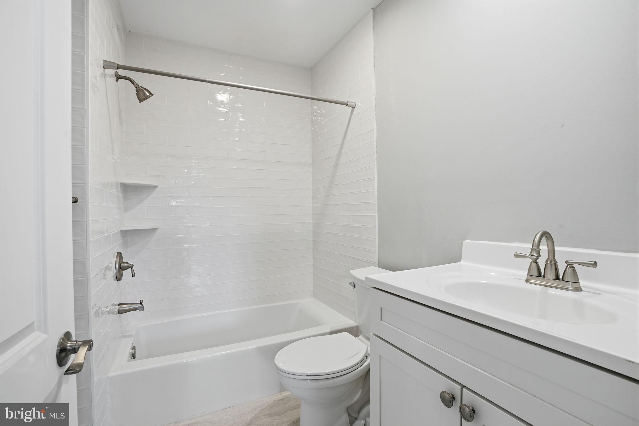 414 HALLOWELL AVENUE