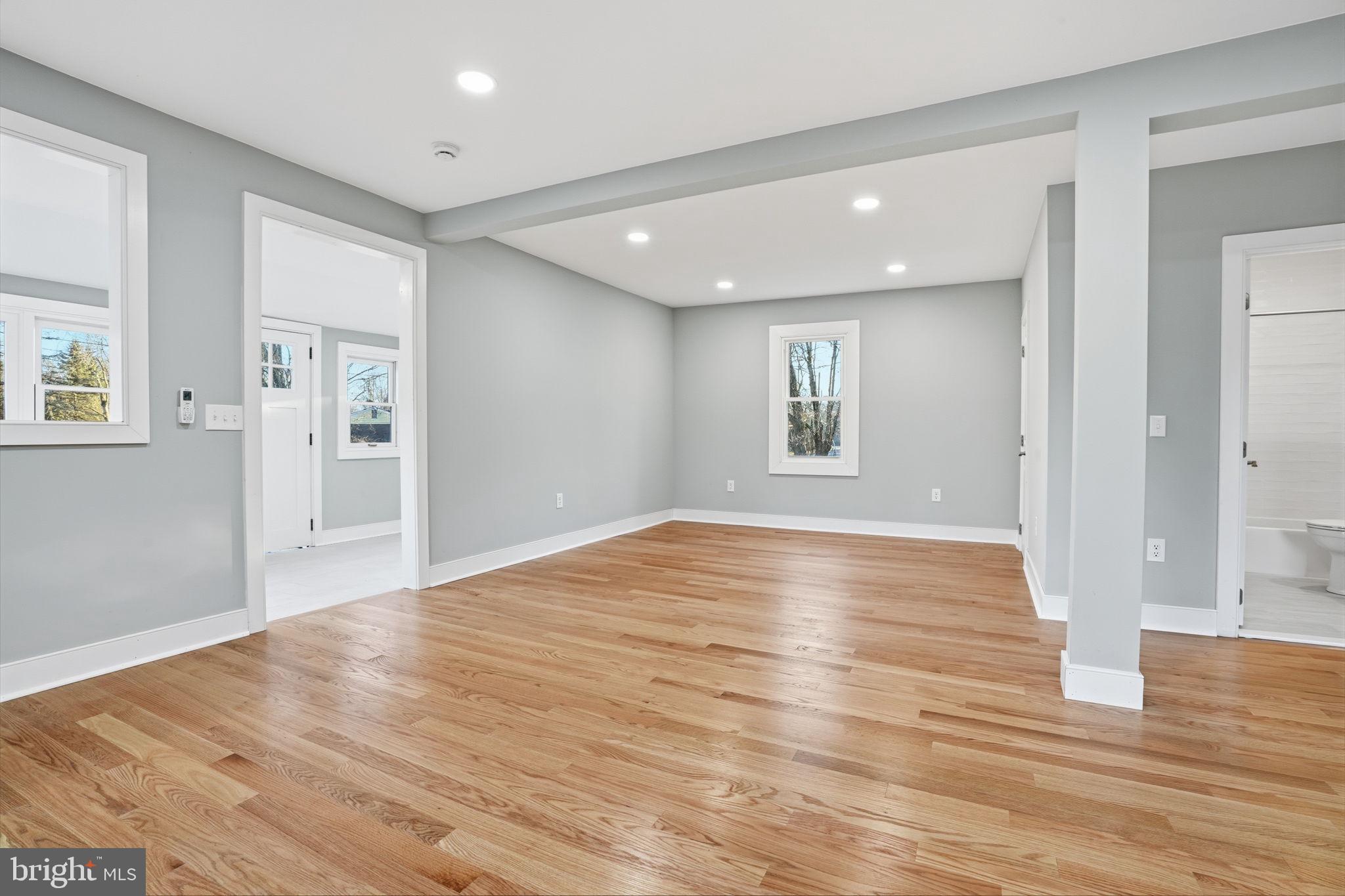 414 HALLOWELL AVENUE