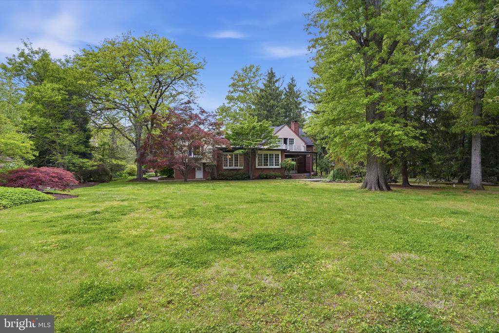 1162 LIMEKILN PIKE