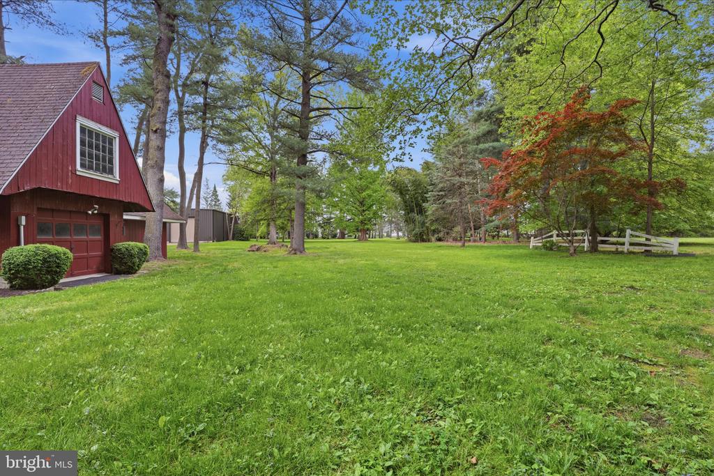 1162 LIMEKILN PIKE