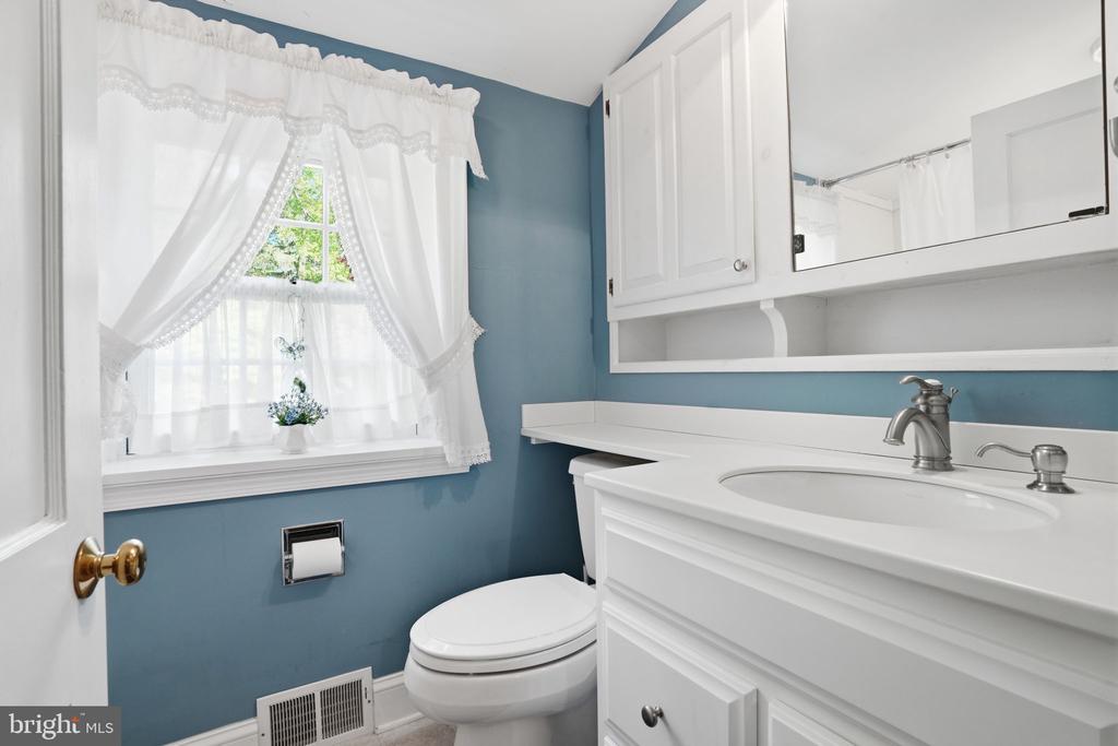 1162 LIMEKILN PIKE
