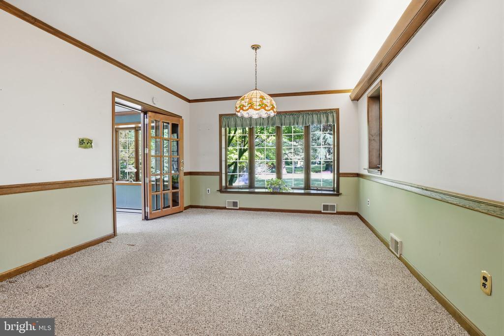 1162 LIMEKILN PIKE