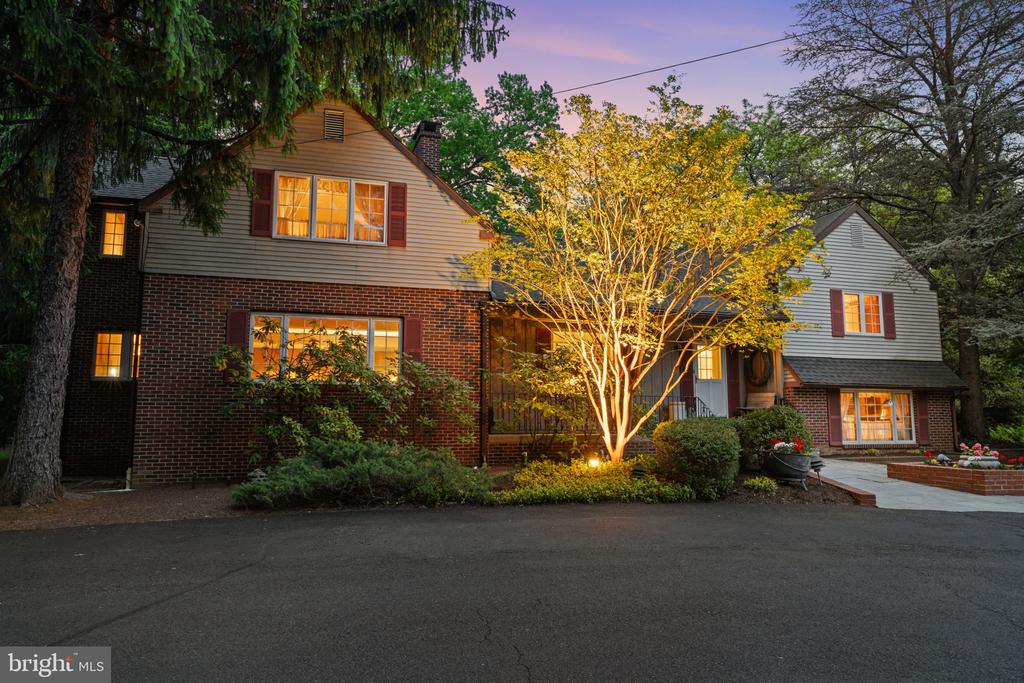 1162 LIMEKILN PIKE