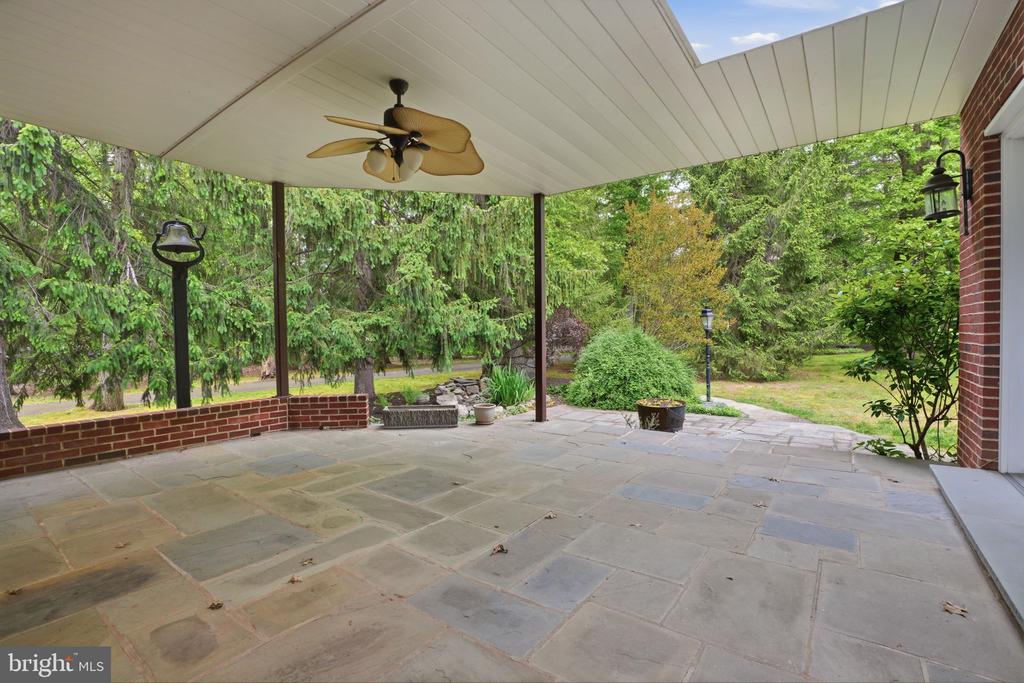 1162 LIMEKILN PIKE