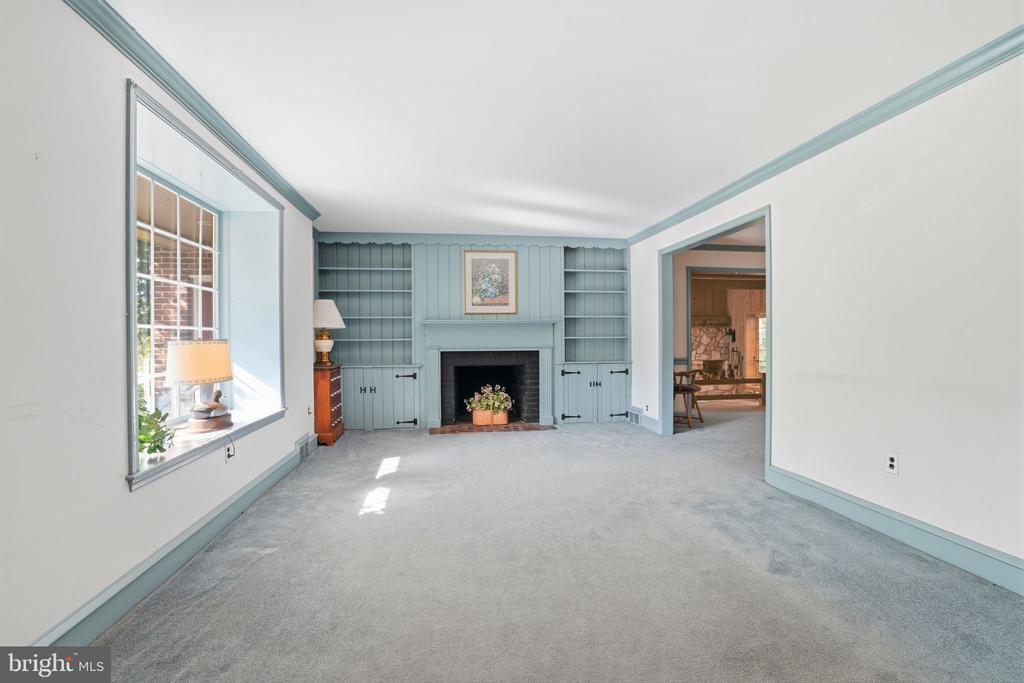 1162 LIMEKILN PIKE