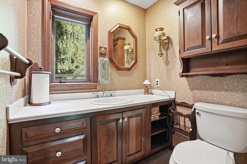 1162 LIMEKILN PIKE