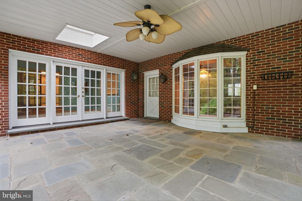 1162 LIMEKILN PIKE