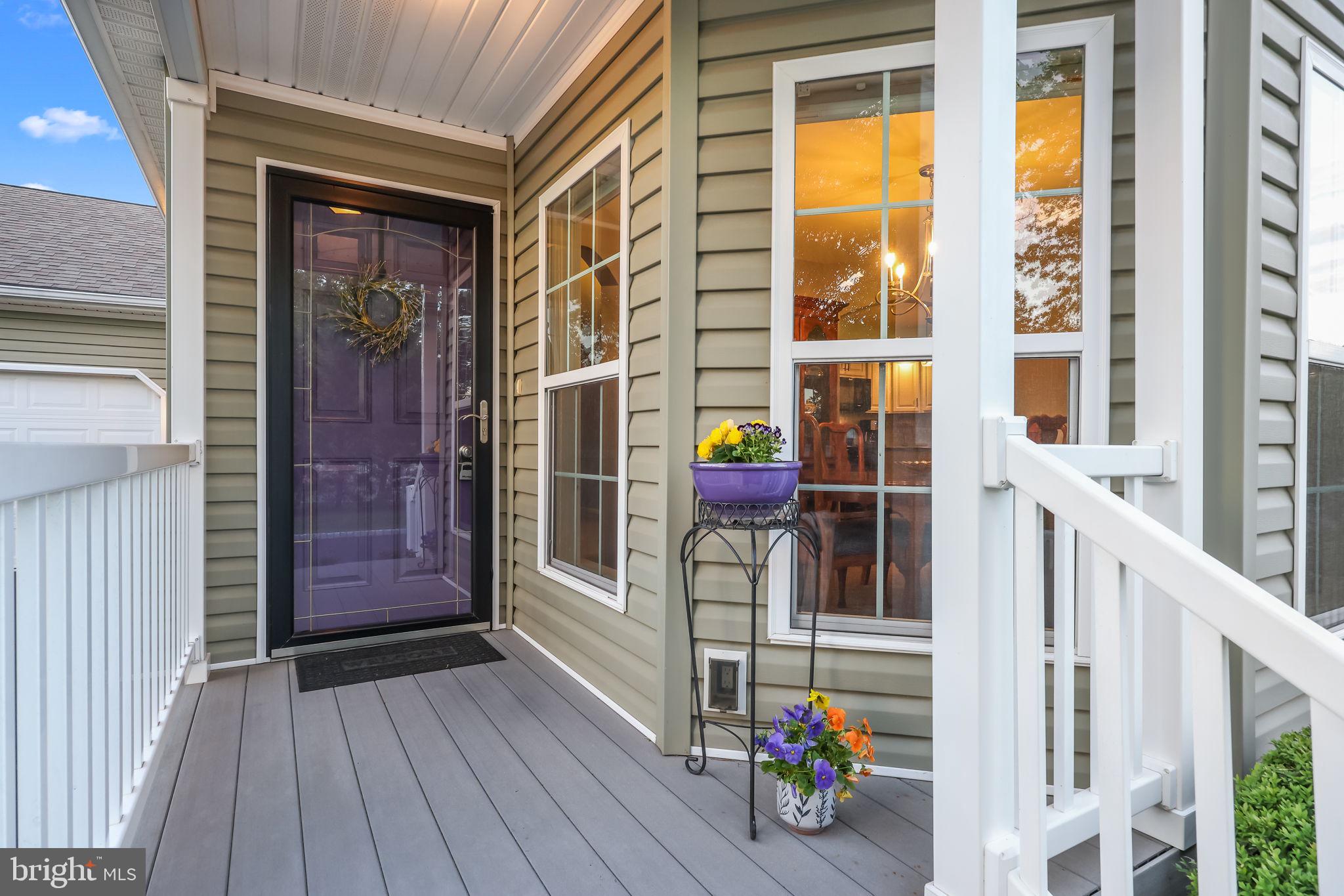 423 DELPHINIUM WAY