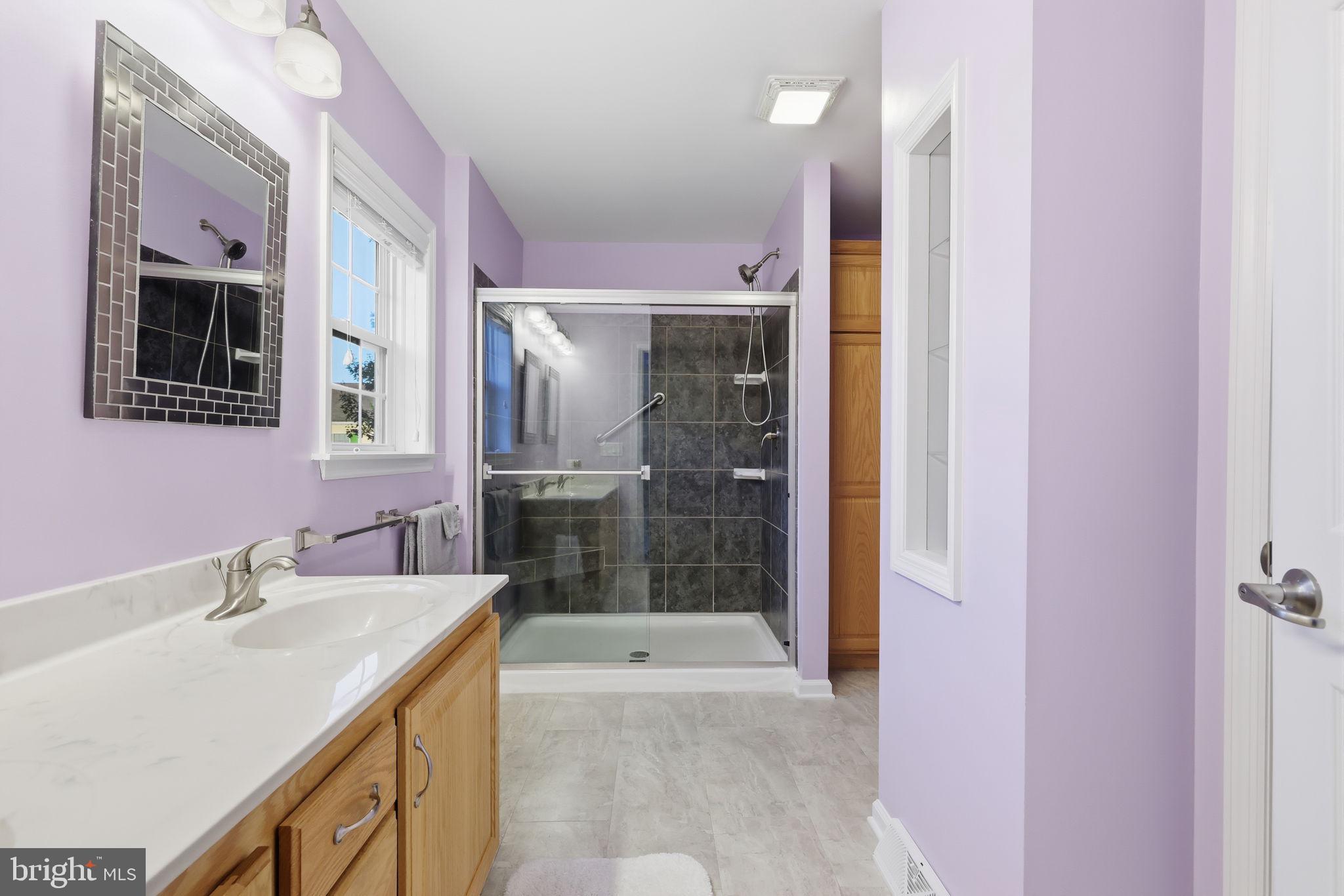 423 DELPHINIUM WAY