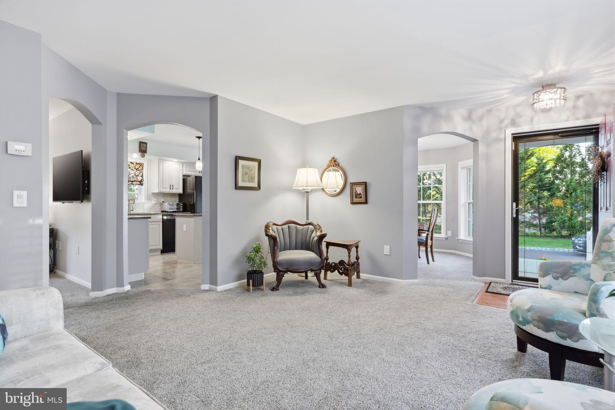 423 DELPHINIUM WAY