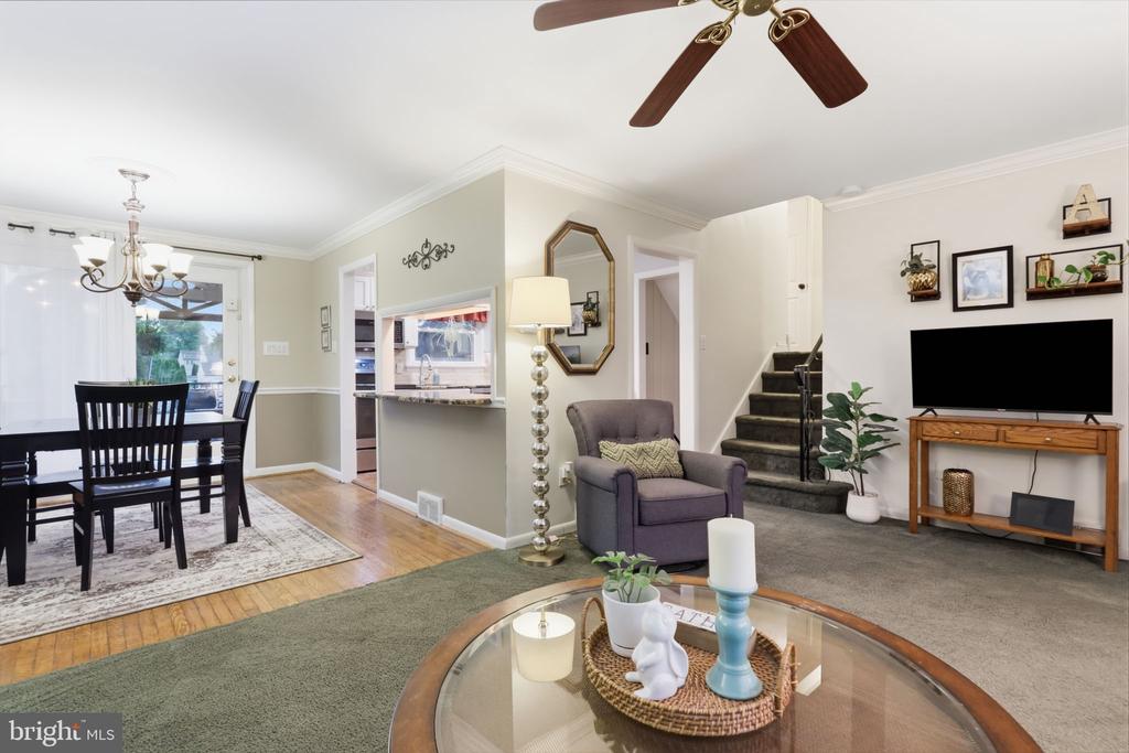 206 NEW ROAD