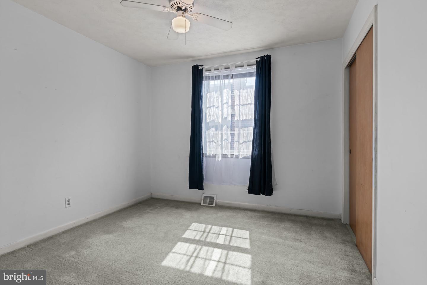 1218 Napfle Ave