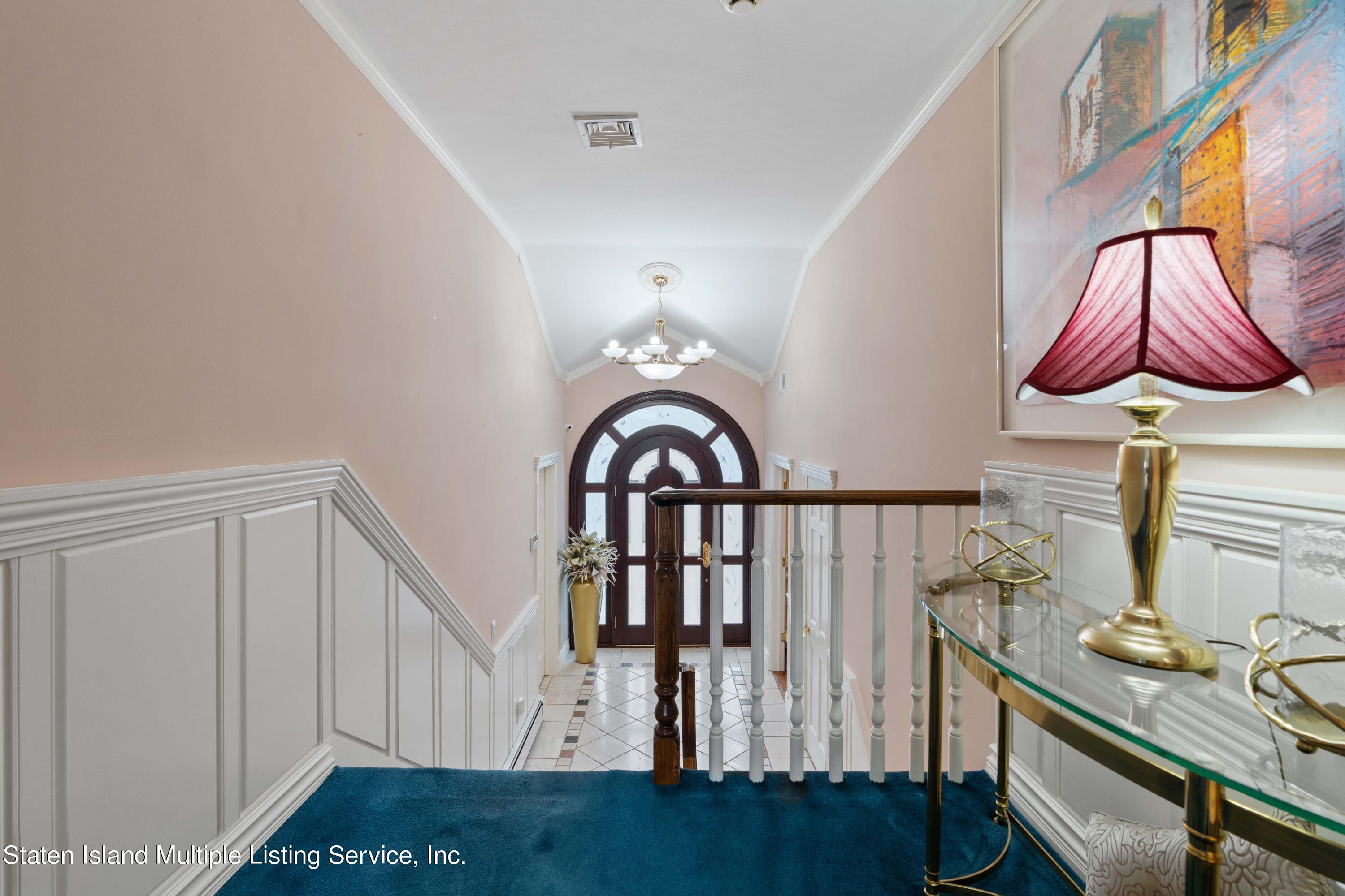 106 Overlook Avenue