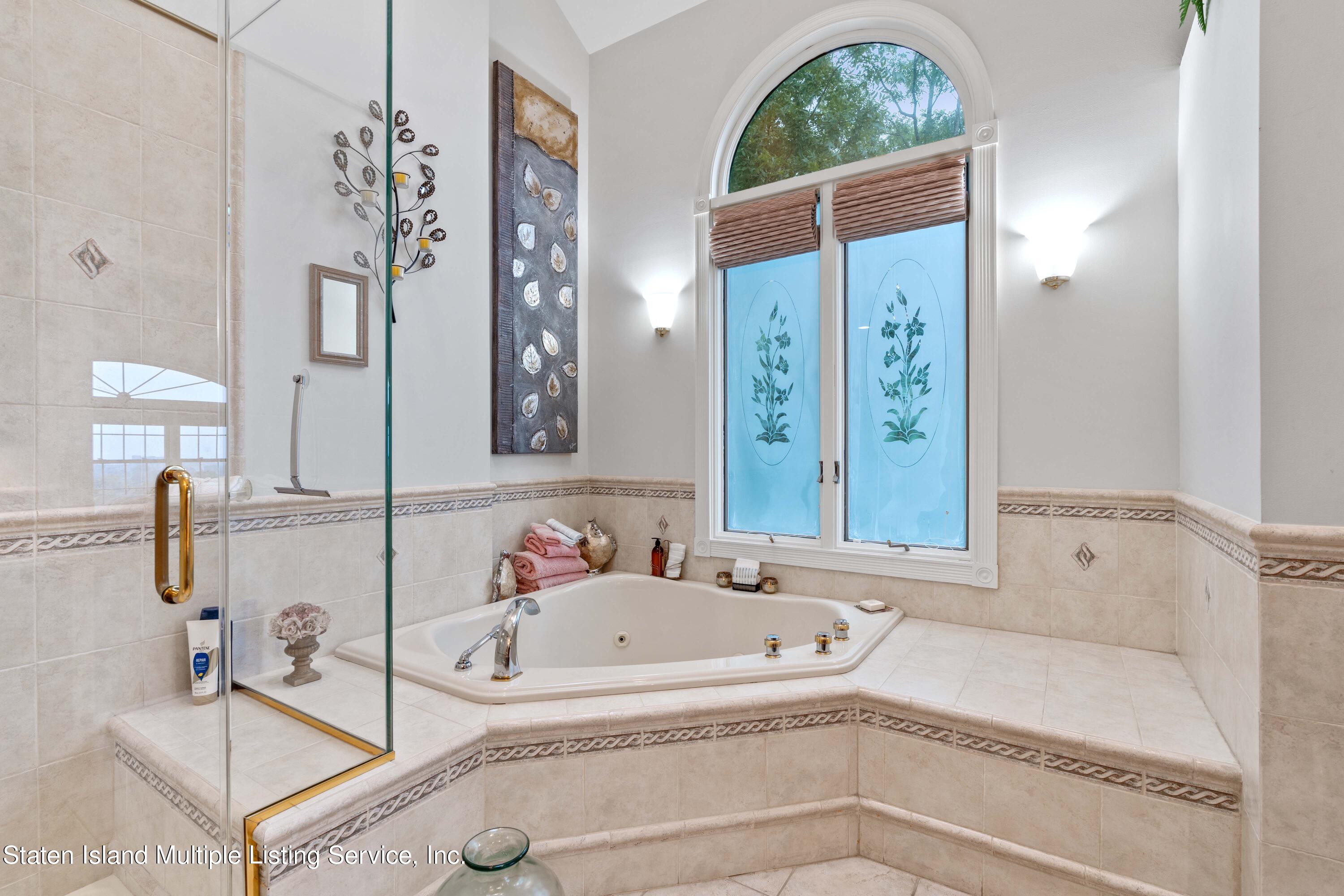 106 Overlook Avenue