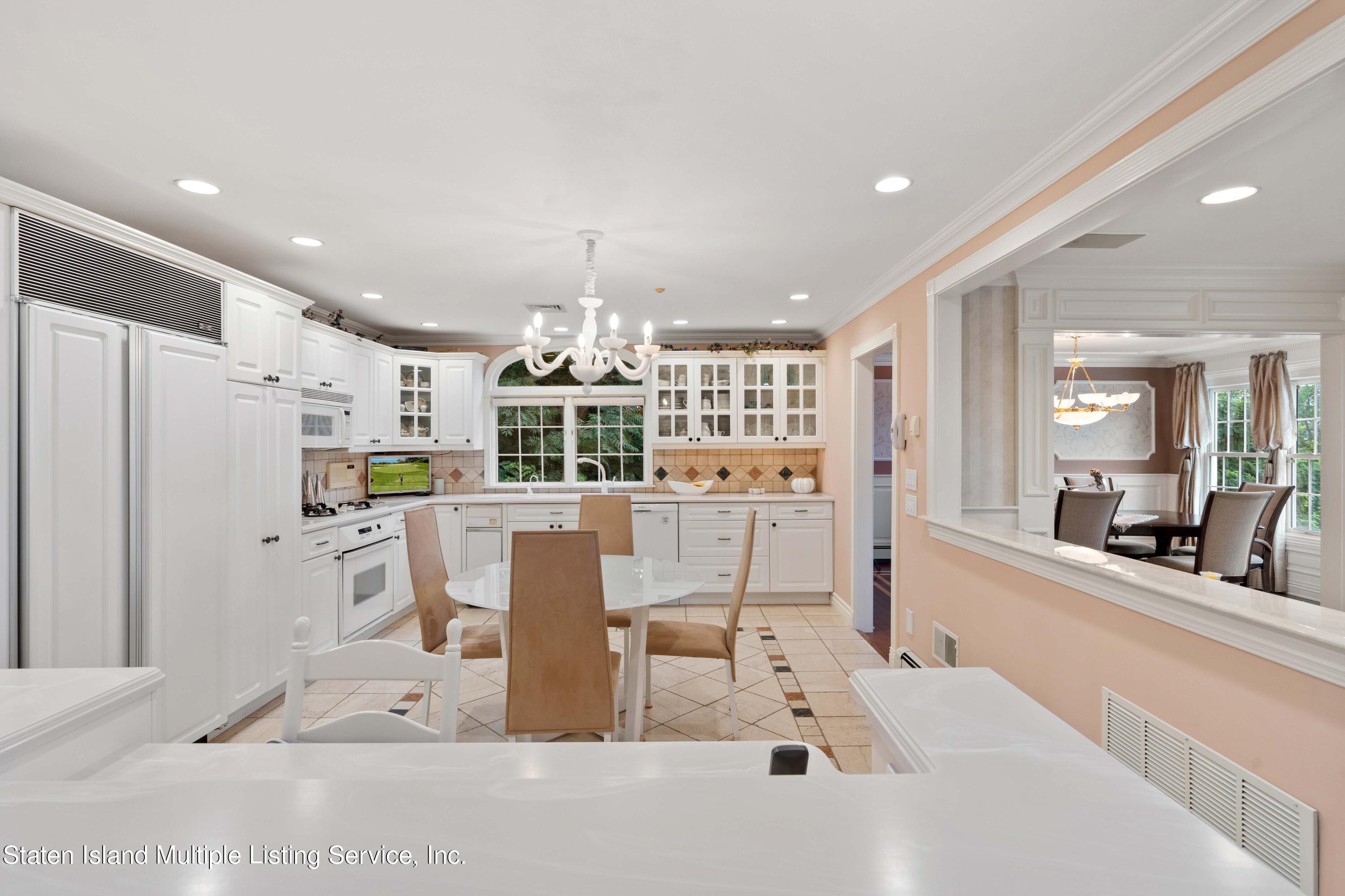 106 Overlook Avenue