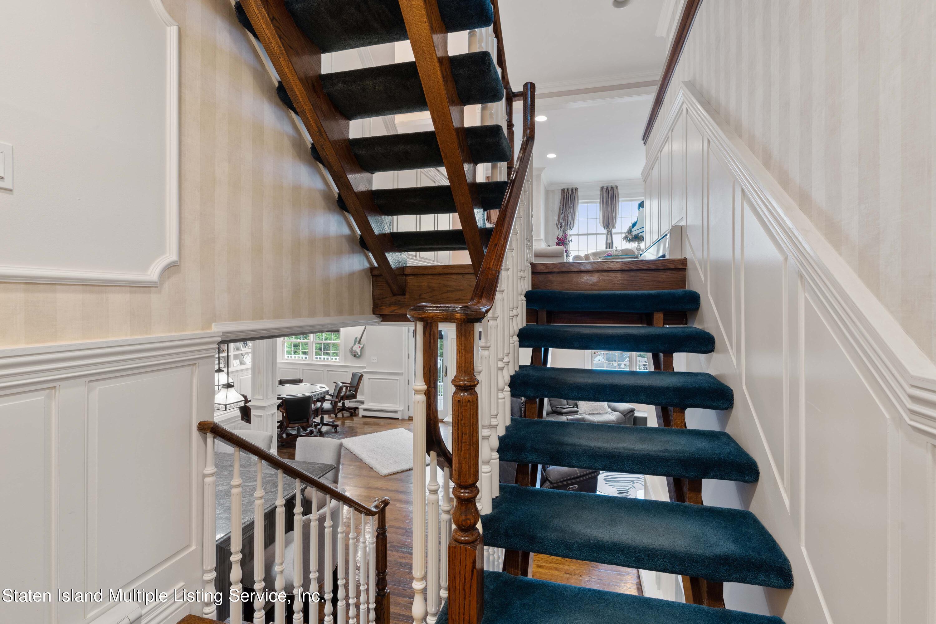106 Overlook Avenue
