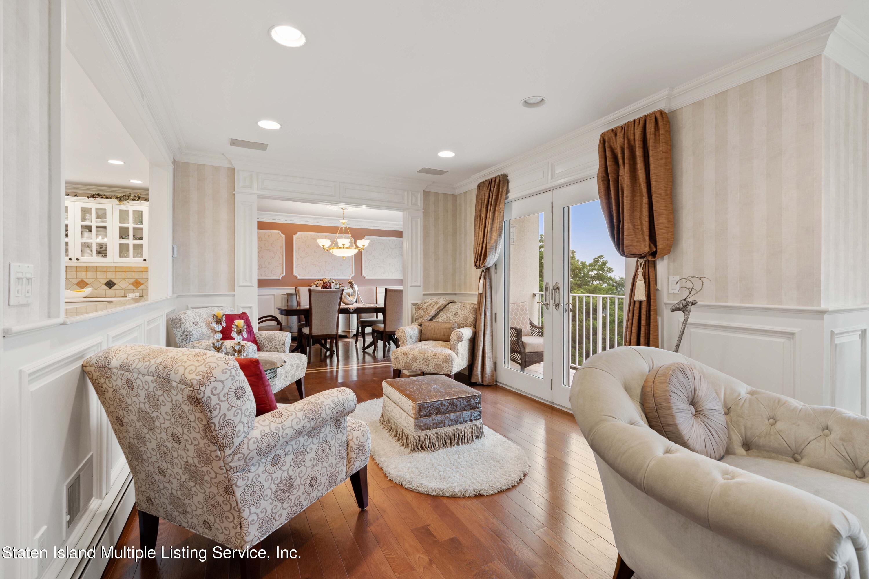 106 Overlook Avenue