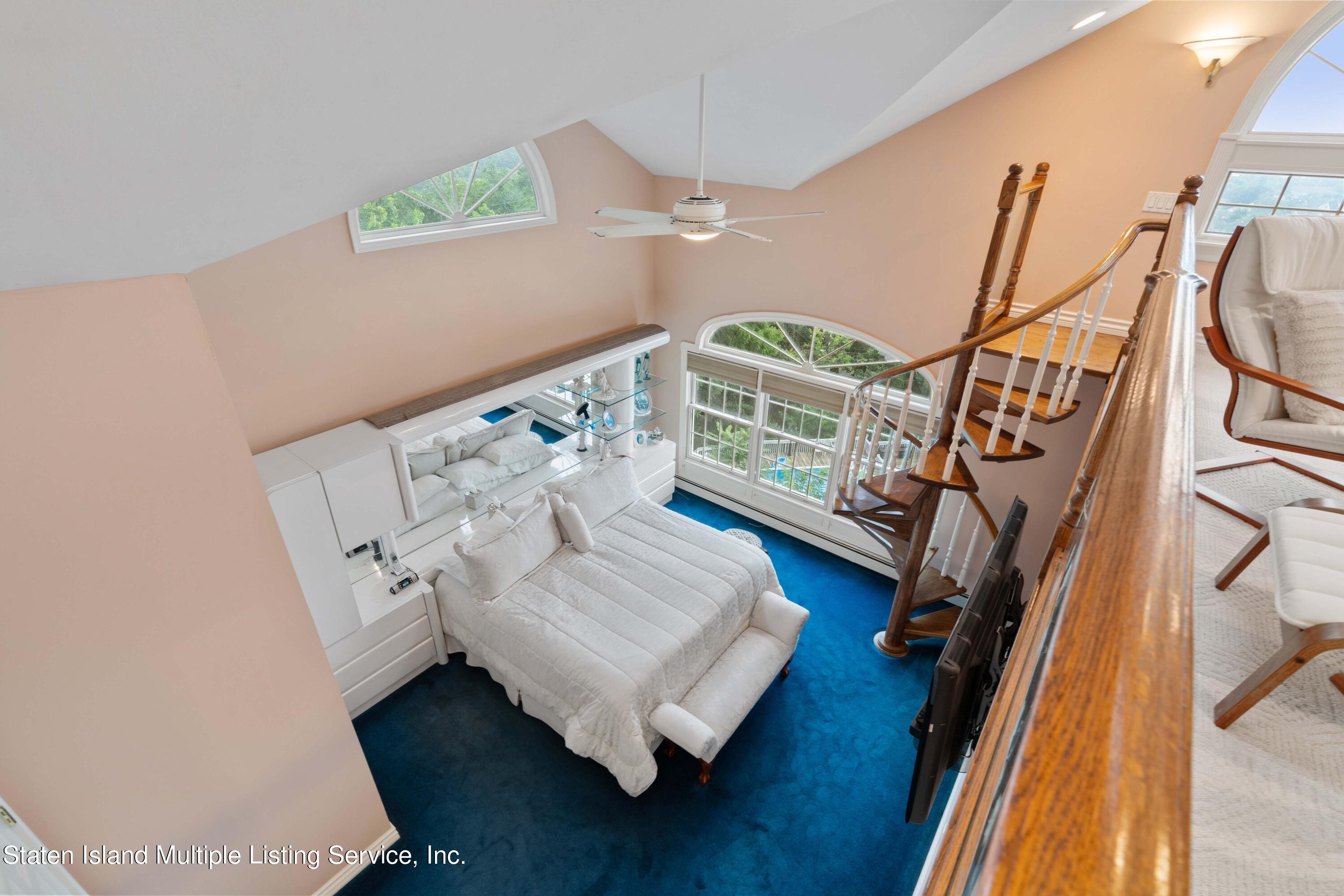 106 Overlook Avenue
