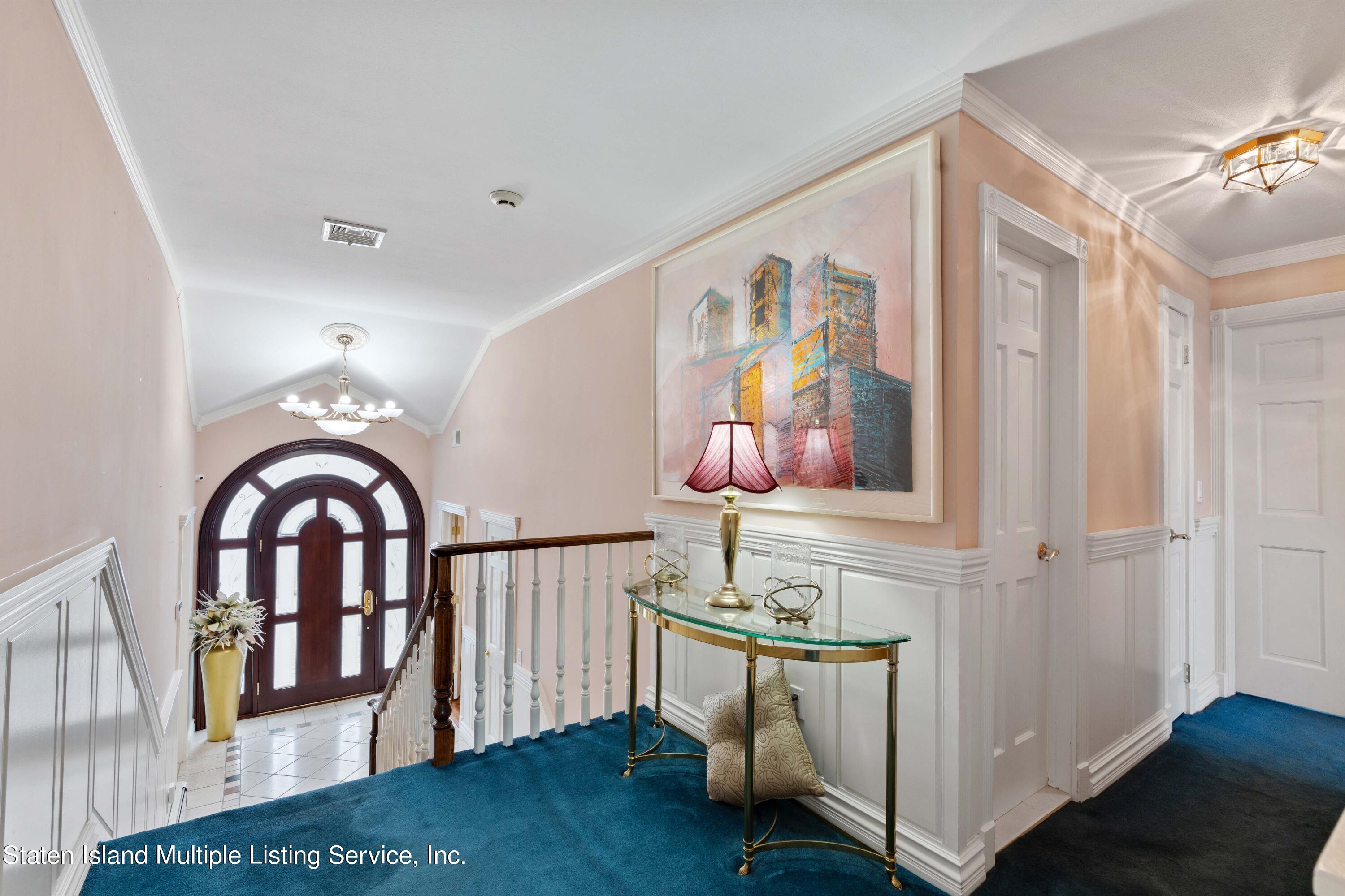 106 Overlook Avenue