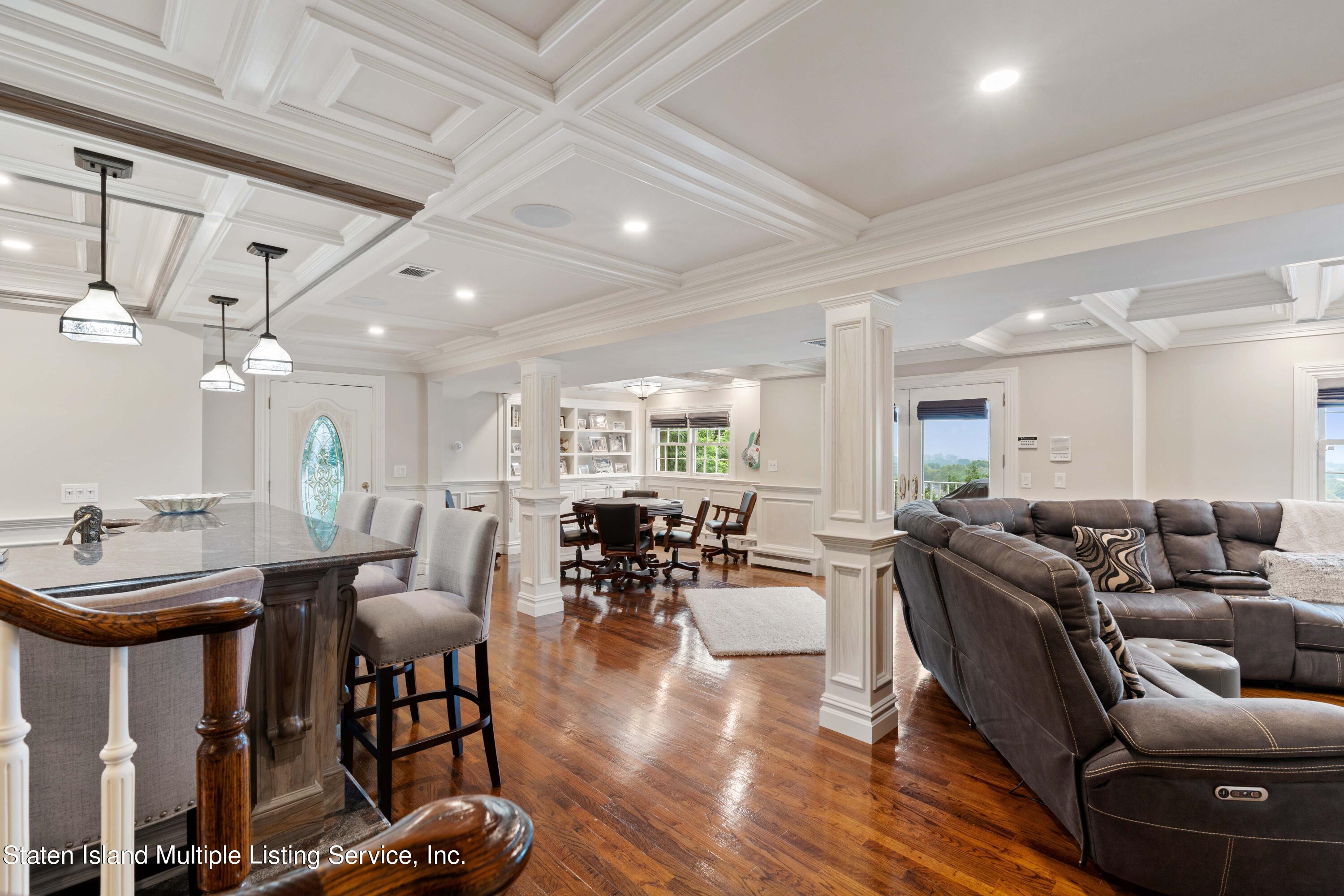 106 Overlook Avenue